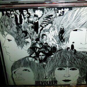 beatles revolver 1987 cd - john paul george ringo taxman yellow submarine fab 4